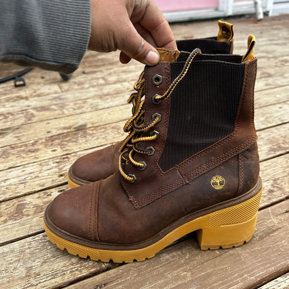 Timberland Women's Brown and Yellow Combat Boots